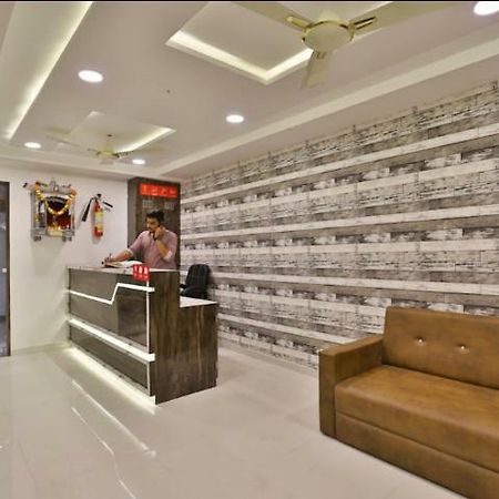 Hotel Pathik Villa Ahmedabad Buitenkant foto